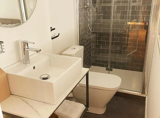 Urban Vedruna Апартаменты *