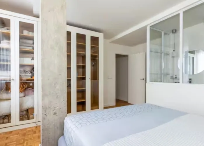 Urban Vedruna דירה